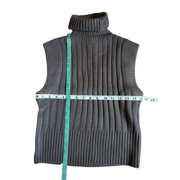 Forever 21 turtle neck ribbed sweater vest Small - Picture 3 of 5